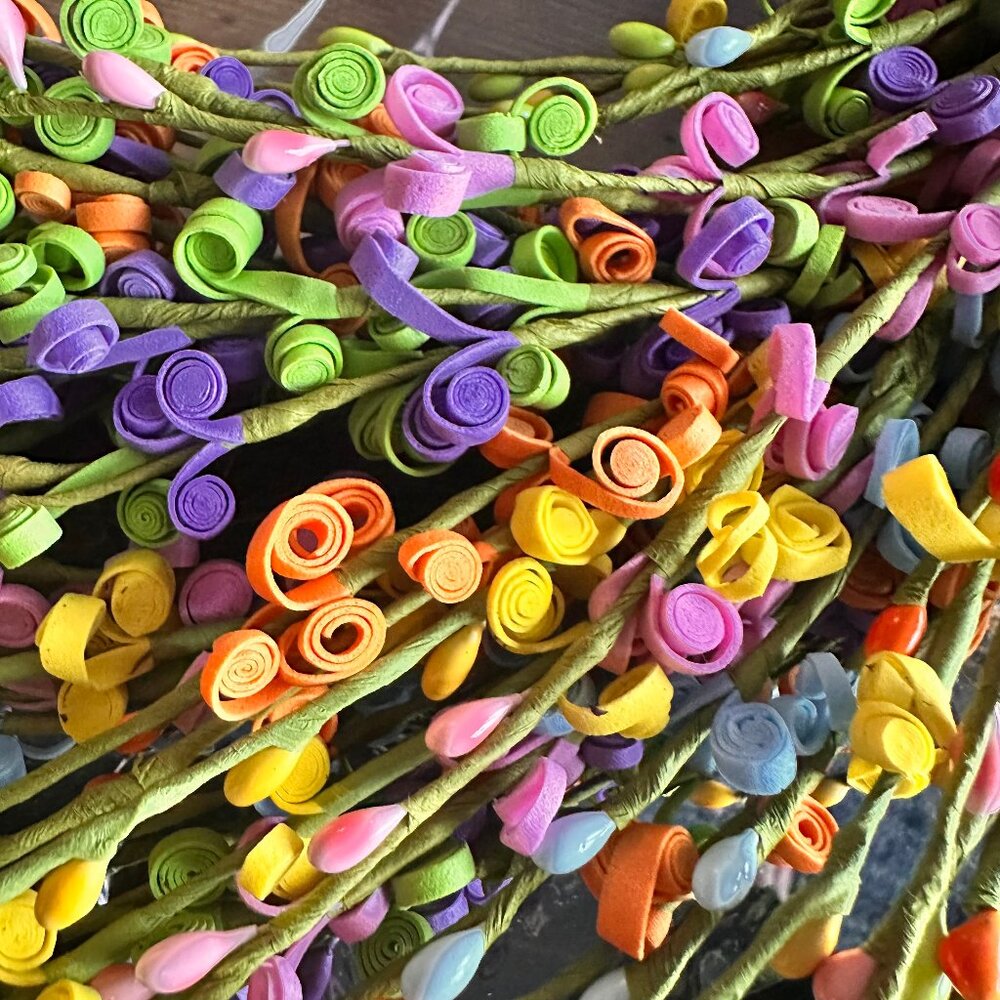 Pastel Spring Wreath - Picture 5 of 8